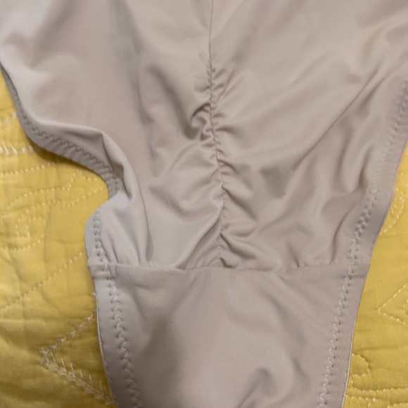 ❣️TAN Bodysuit - Picture 6 of 13